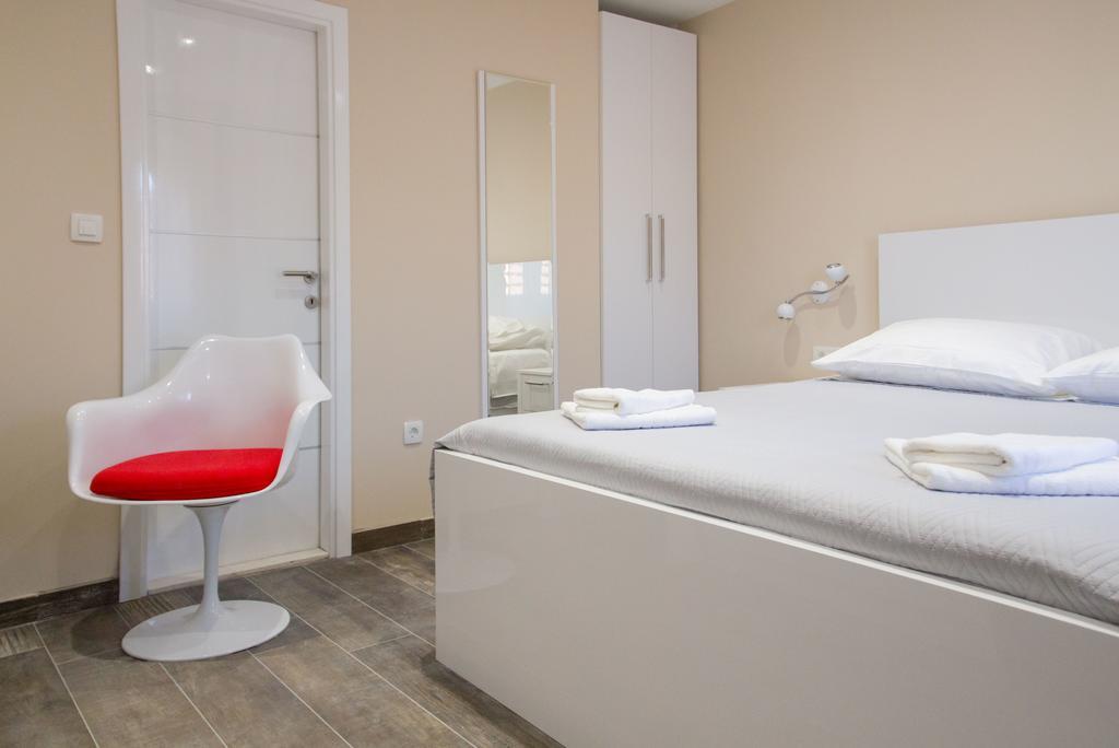 Elegant Residence Rooms & Apartments Сплит Экстерьер фото